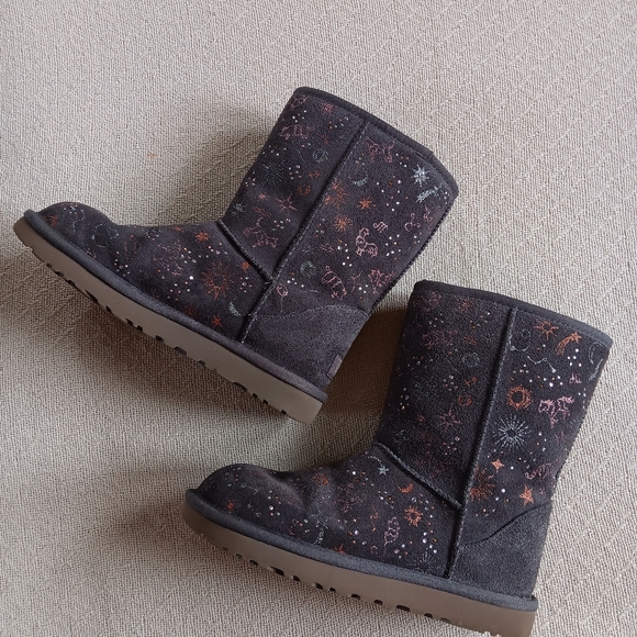 UGG ♡ zodiac suede winter boots celestial star moon - Picture 4 of 12